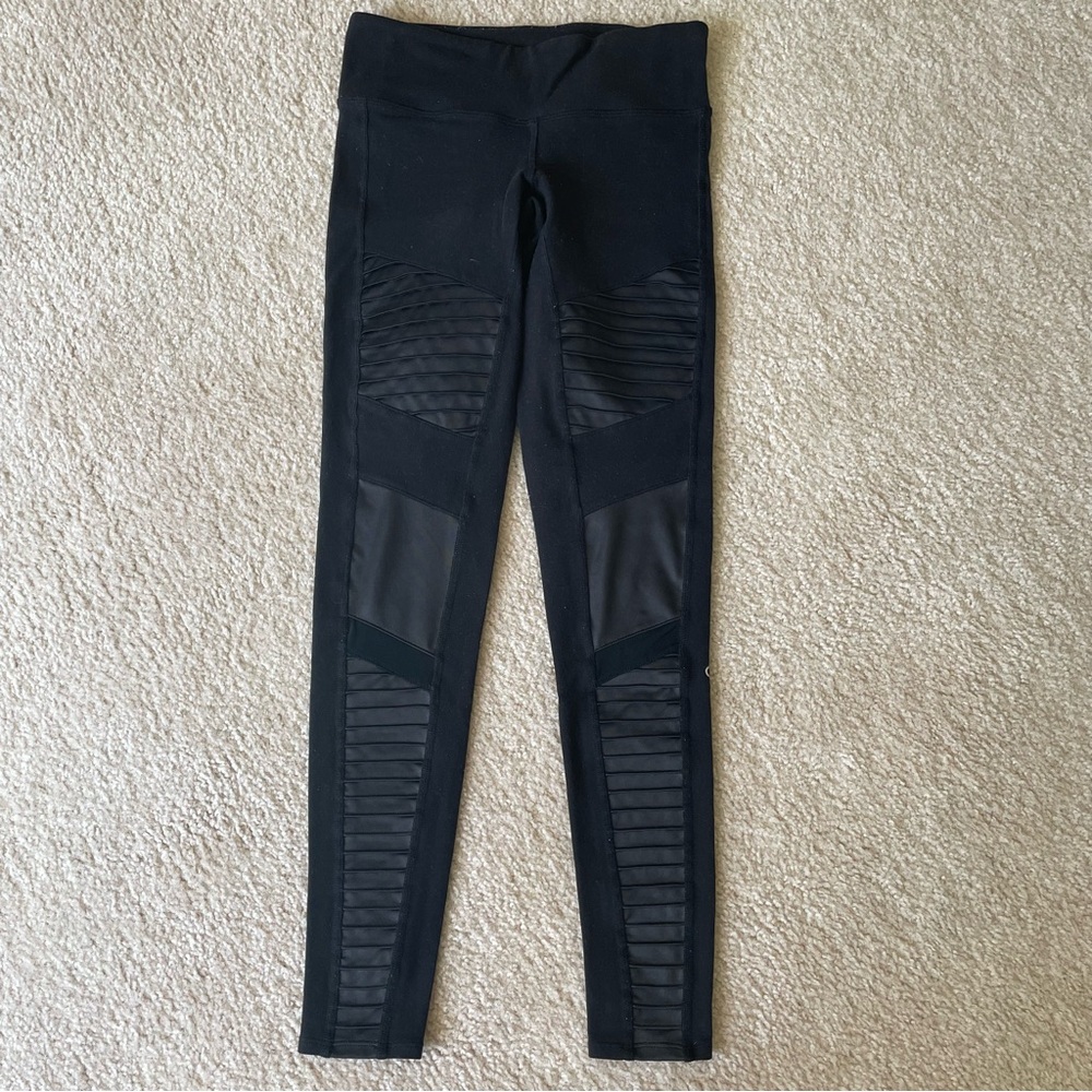 Black Alo Yoga Moto Leggings